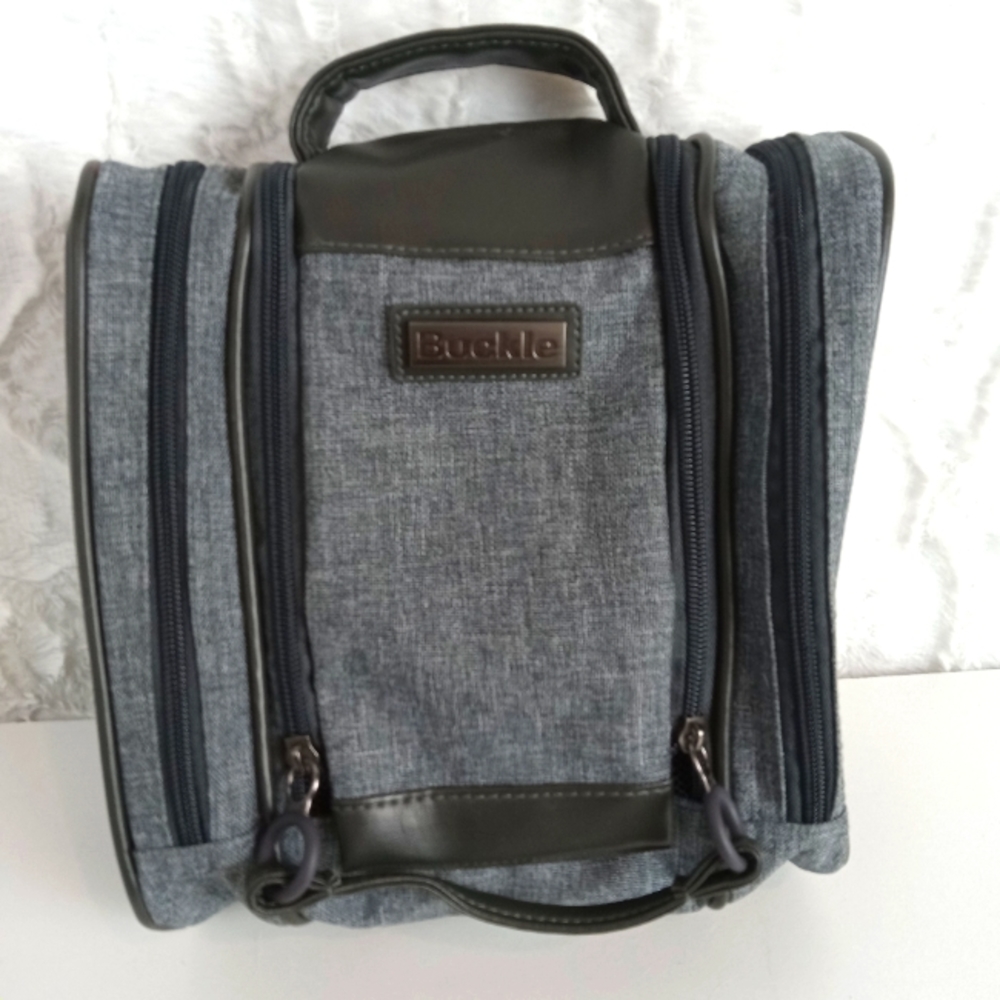 Buckle Travel Bag Excellent Condition